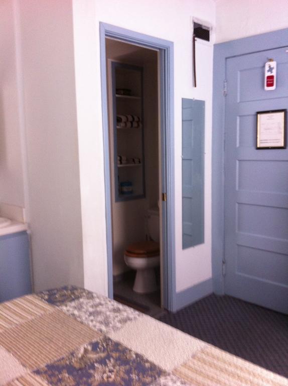 Pullman House Inn Portola Rum bild